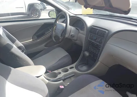 2001 Ford Mustang из США, поврежденный, VIN 1FAFP40431F261174